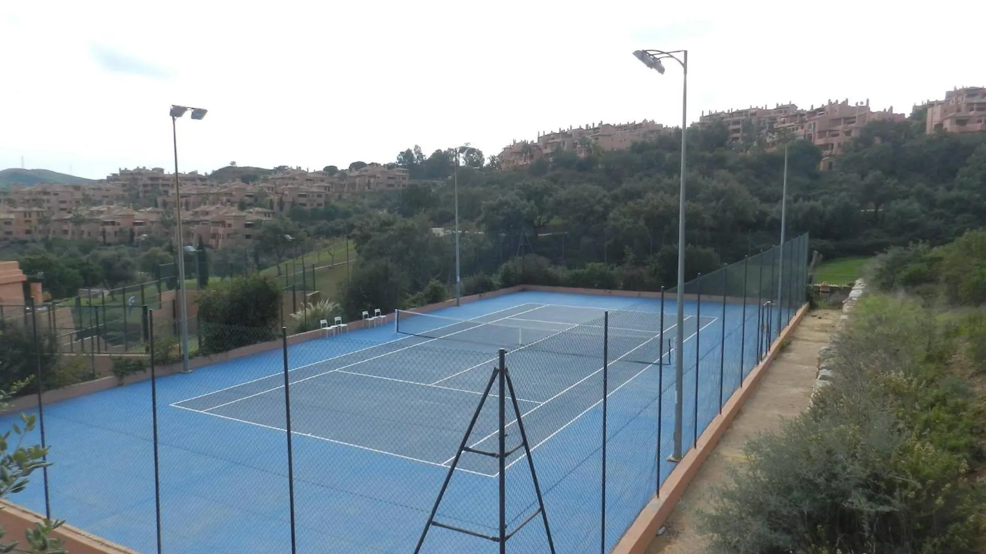 El Soto De Marbella Free Golf-Tennis-Padel-Gym 2 Bedroom Penthouse La Mairena 0*,  Spain